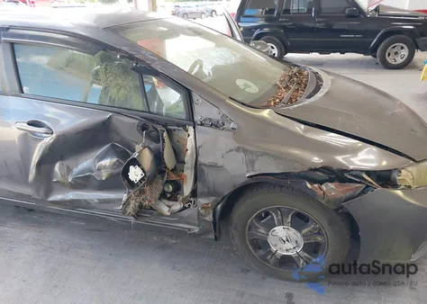 2013 Honda Civic Hybrid z USA, uszkodzony, nr VIN 19XFB4F23DE200176